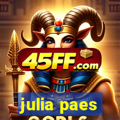 julia paes